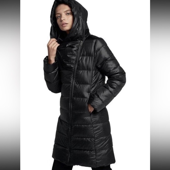 Nike Women’s Asymmetrical Quilted Down Winter Coat Sz S SOLDOUT NWOT - Picture 5 of 16